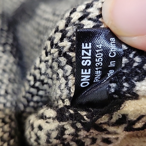 NWT Janice Apparel large heavyweight super soft leopard print cardigan - Picture 3 of 9